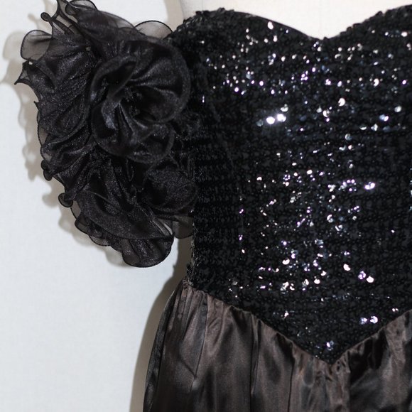 HW Collections Black & Brown Ombre Gown (5/6) - Picture 11 of 16